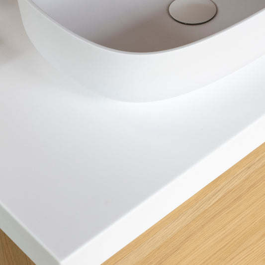 Malo, le plan avec vasque ovale posée, en Solid Surface